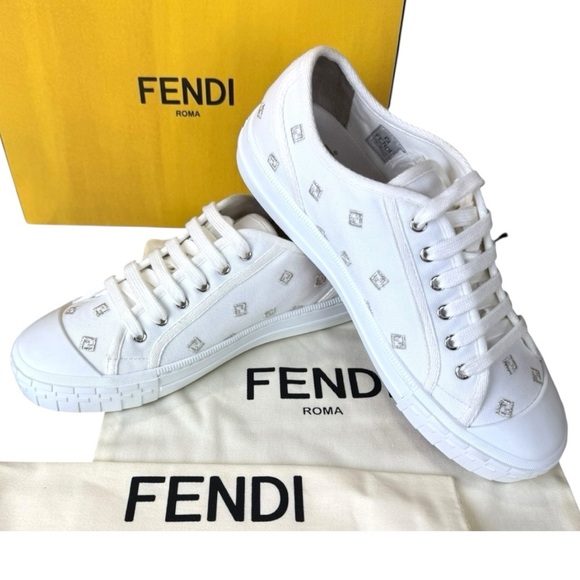 Fendi Domino White Canvas Logo Unisex Sneakers Women’s 11.5/ Men’s 10 - Pristine - Picture 1 of 15